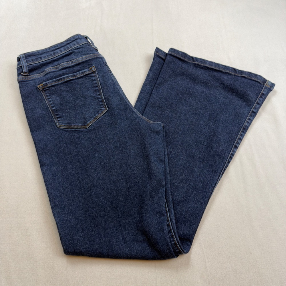 Vervet Women's 31 Dark Wash HIgh Rise‎ Super Flare Stretch Bootcut Jeans VT1046